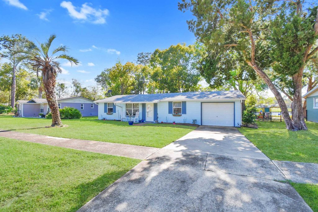 919 Viscaya Blvd, St Augustine, FL 32086