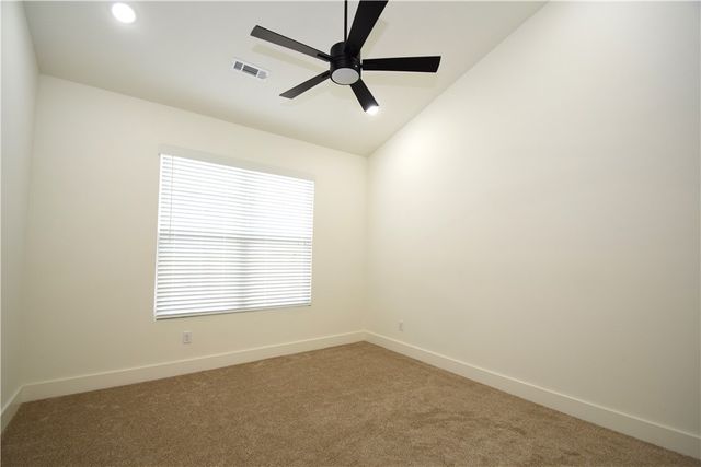 702 Sun Meadows Loop, Centerton, AR 72719