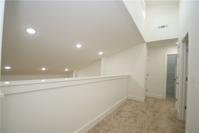 702 Sun Meadows Loop, Centerton, AR 72719