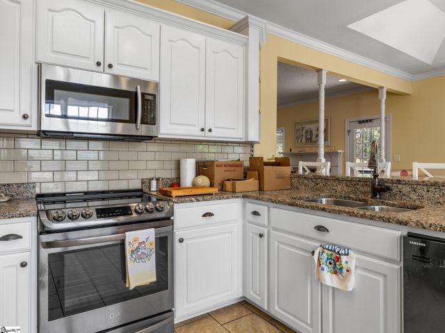 519 Planters Rest Way, Inman, SC 29349