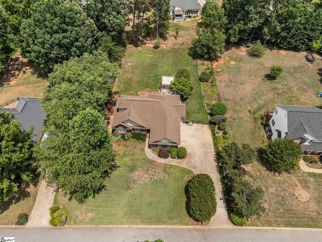 519 Planters Rest Way, Inman, SC 29349