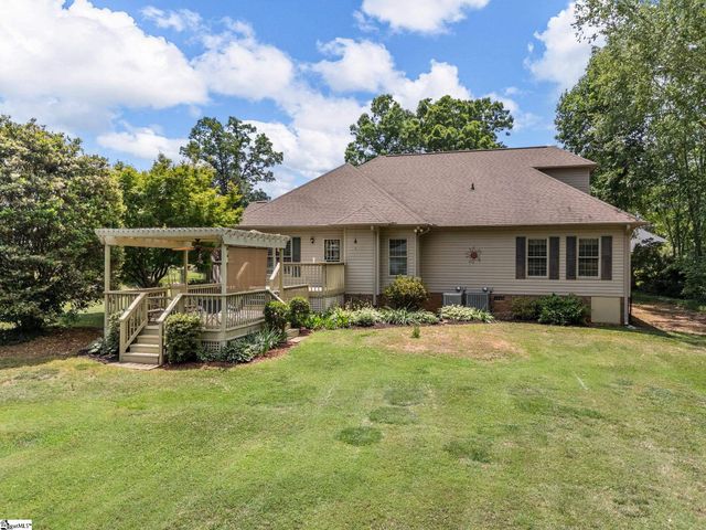 519 Planters Rest Way, Inman, SC 29349
