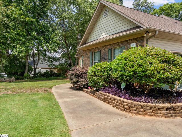 519 Planters Rest Way, Inman, SC 29349