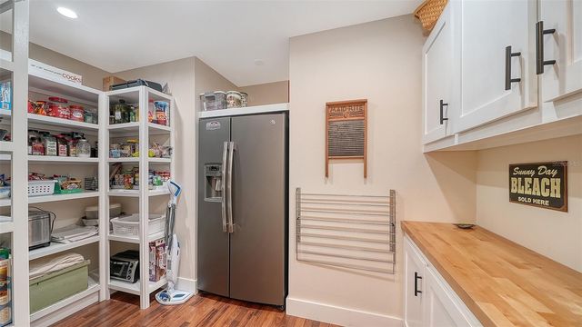 4312 DRESDEN LANE 1, Sarasota, FL 34233