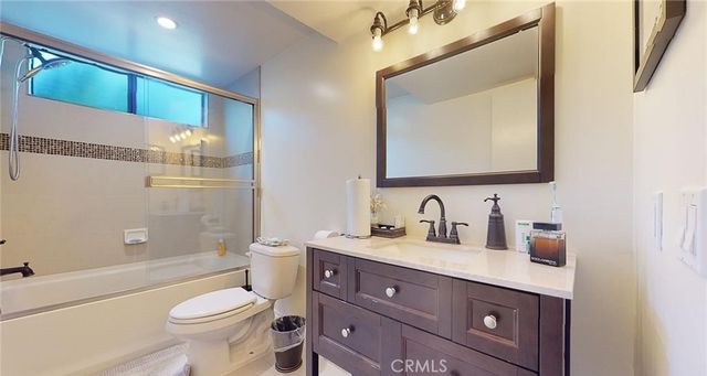 321 E Stocker Street 205, Glendale, CA 91207