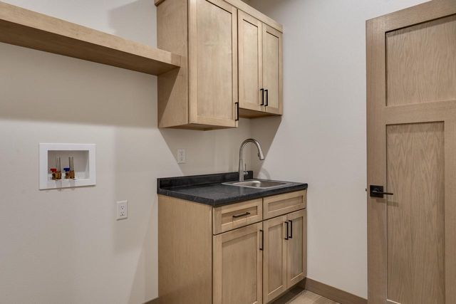 4051 Brooke Elizabeth DRIVE, Onalaska, WI 54650