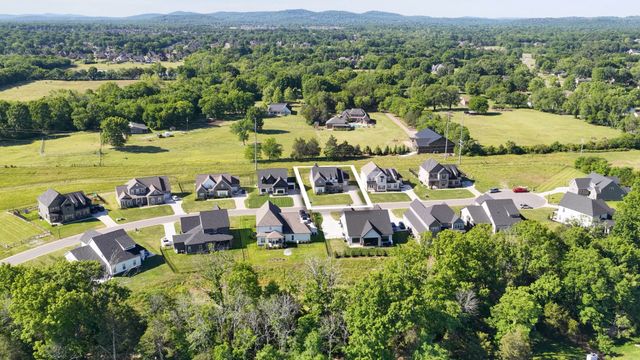 4925 Elmview Ct, Smyrna, TN 37167
