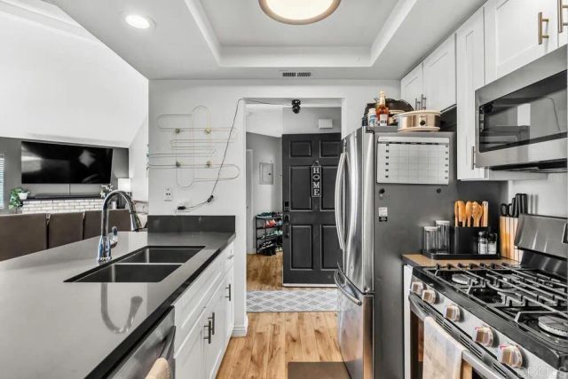 3049 Golden Oak Way, Spring Valley, CA 91978