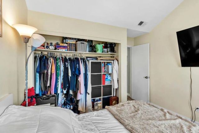 3049 Golden Oak Way, Spring Valley, CA 91978