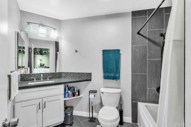 3049 Golden Oak Way, Spring Valley, CA 91978