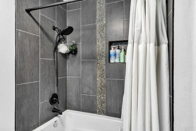 3049 Golden Oak Way, Spring Valley, CA 91978
