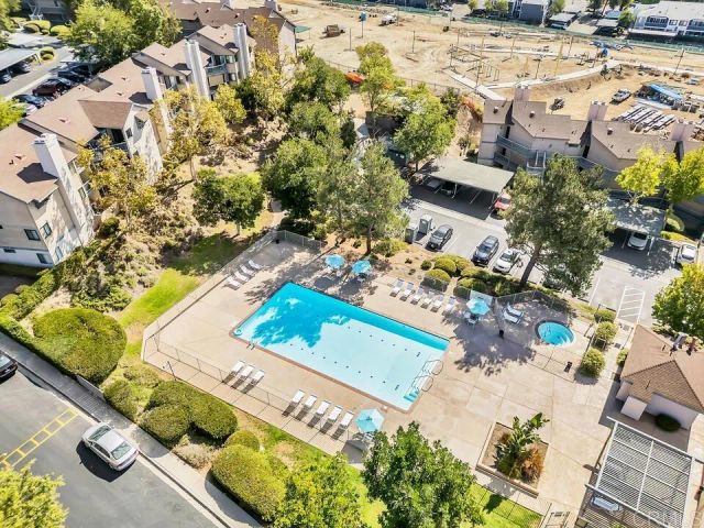3049 Golden Oak Way, Spring Valley, CA 91978