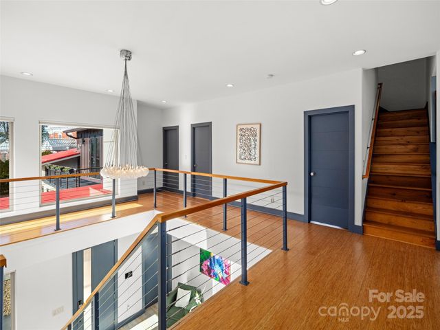 46 Park Avenue N, Asheville, NC 28801