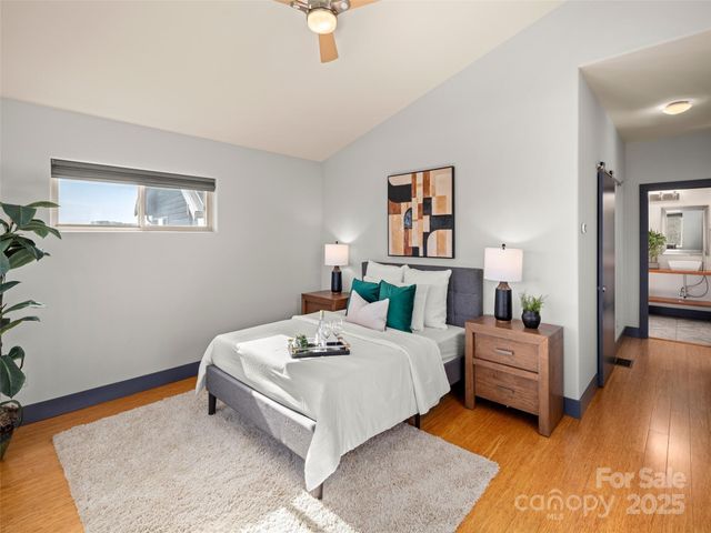 46 Park Avenue N, Asheville, NC 28801