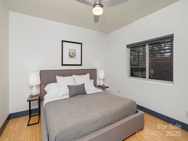 46 Park Avenue N, Asheville, NC 28801