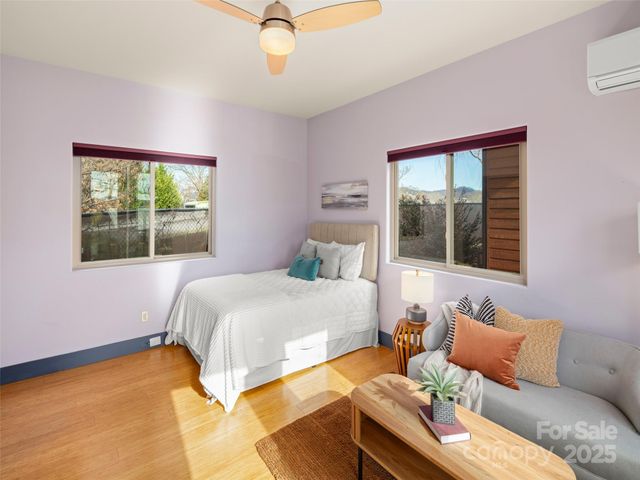 46 Park Avenue N, Asheville, NC 28801