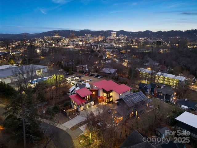 46 Park Avenue N, Asheville, NC 28801