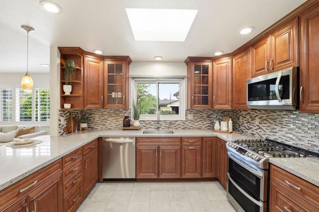 38333 Corrigan Court, Fremont, CA 94536