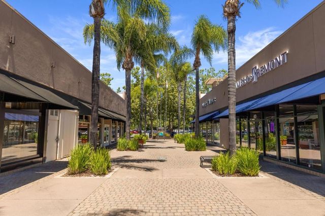 38333 Corrigan Court, Fremont, CA 94536