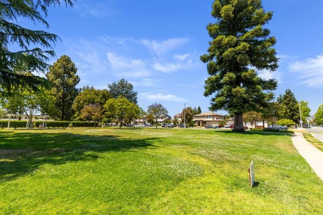 38333 Corrigan Court, Fremont, CA 94536