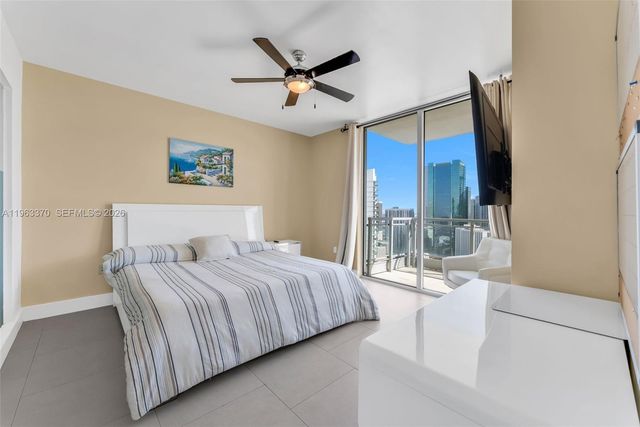 92 SW 3rd St 3611, Miami, FL 33130