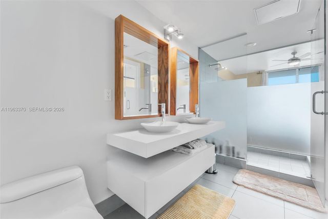 92 SW 3rd St 3611, Miami, FL 33130