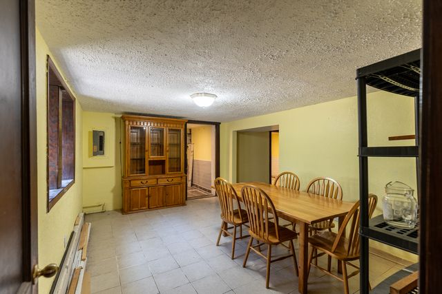 7047 26TH Parkway, Berwyn, IL 60402