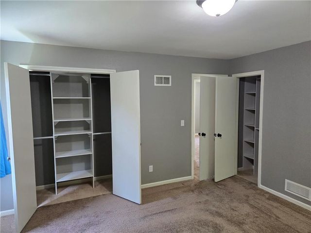 517 Buena Vista Drive, Belton, MO 64012
