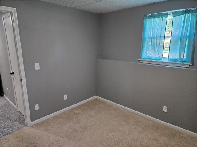 517 Buena Vista Drive, Belton, MO 64012