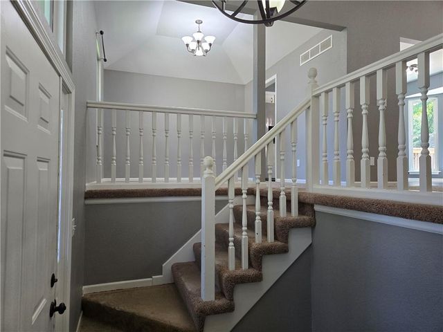517 Buena Vista Drive, Belton, MO 64012