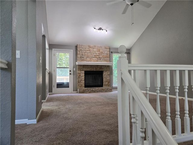 517 Buena Vista Drive, Belton, MO 64012