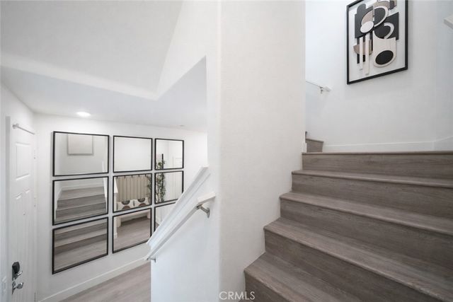 1090 North Anaheim Boulevard 1, Anaheim, CA 92801