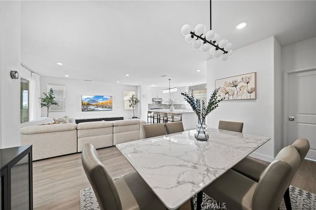 1090 North Anaheim Boulevard 1, Anaheim, CA 92801