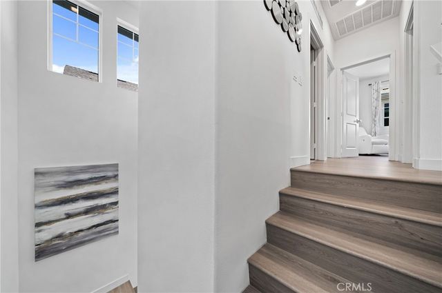 1090 North Anaheim Boulevard 1, Anaheim, CA 92801