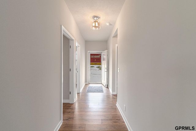 6303 N 168 Avenue, Omaha, NE 68116