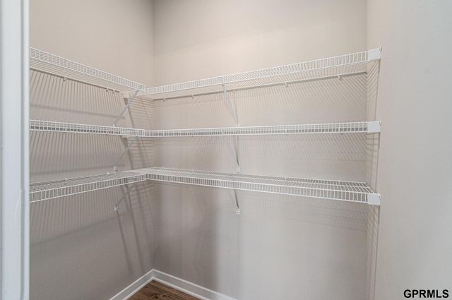 6303 N 168 Avenue, Omaha, NE 68116