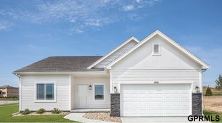 6303 N 168 Avenue, Omaha, NE 68116