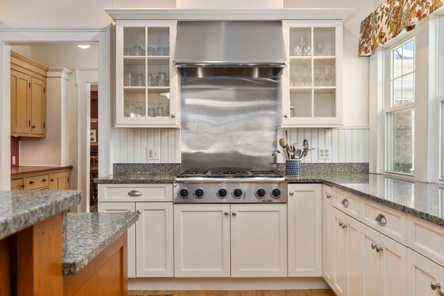 4 Occom Ridge, Hanover, NH 03755