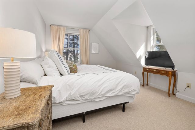 4 Occom Ridge, Hanover, NH 03755