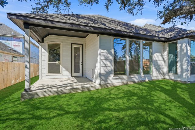 1412 Hallettsville, San Antonio, TX 78253