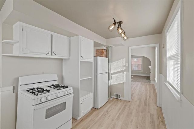 114 N Askew Avenue, Kansas City, MO 64123