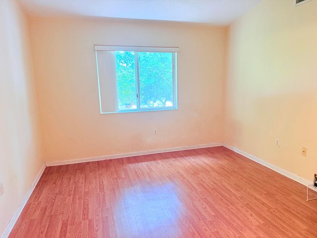 3505 Briar Bay Boulevard Apt 206, West Palm Beach, FL 33411