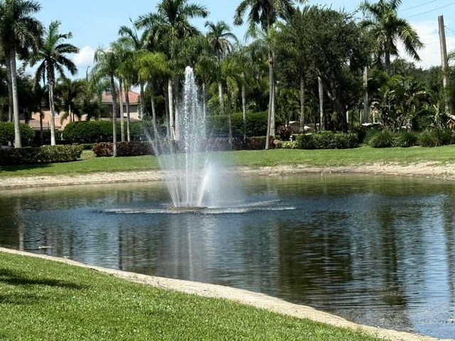 3505 Briar Bay Boulevard Apt 206, West Palm Beach, FL 33411