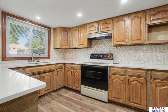 12972 Miami Circle, Omaha, NE 68164