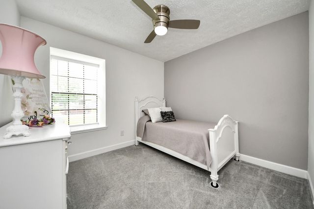 1113 Maple Creek Drive, La Porte, TX 77571