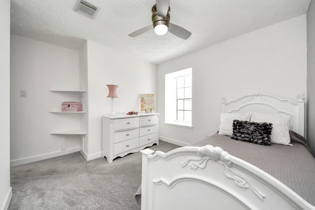 1113 Maple Creek Drive, La Porte, TX 77571