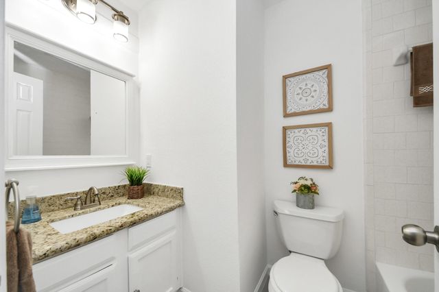 1113 Maple Creek Drive, La Porte, TX 77571