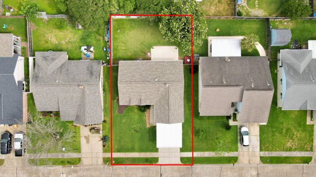 1113 Maple Creek Drive, La Porte, TX 77571