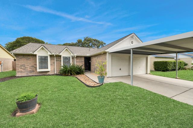 1113 Maple Creek Drive, La Porte, TX 77571