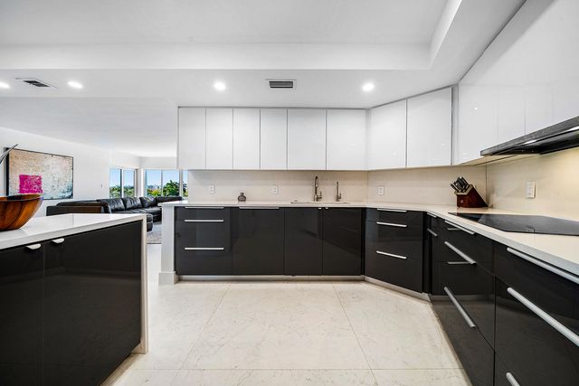 1000 Lowry Street 6b, Delray Beach, FL 33483